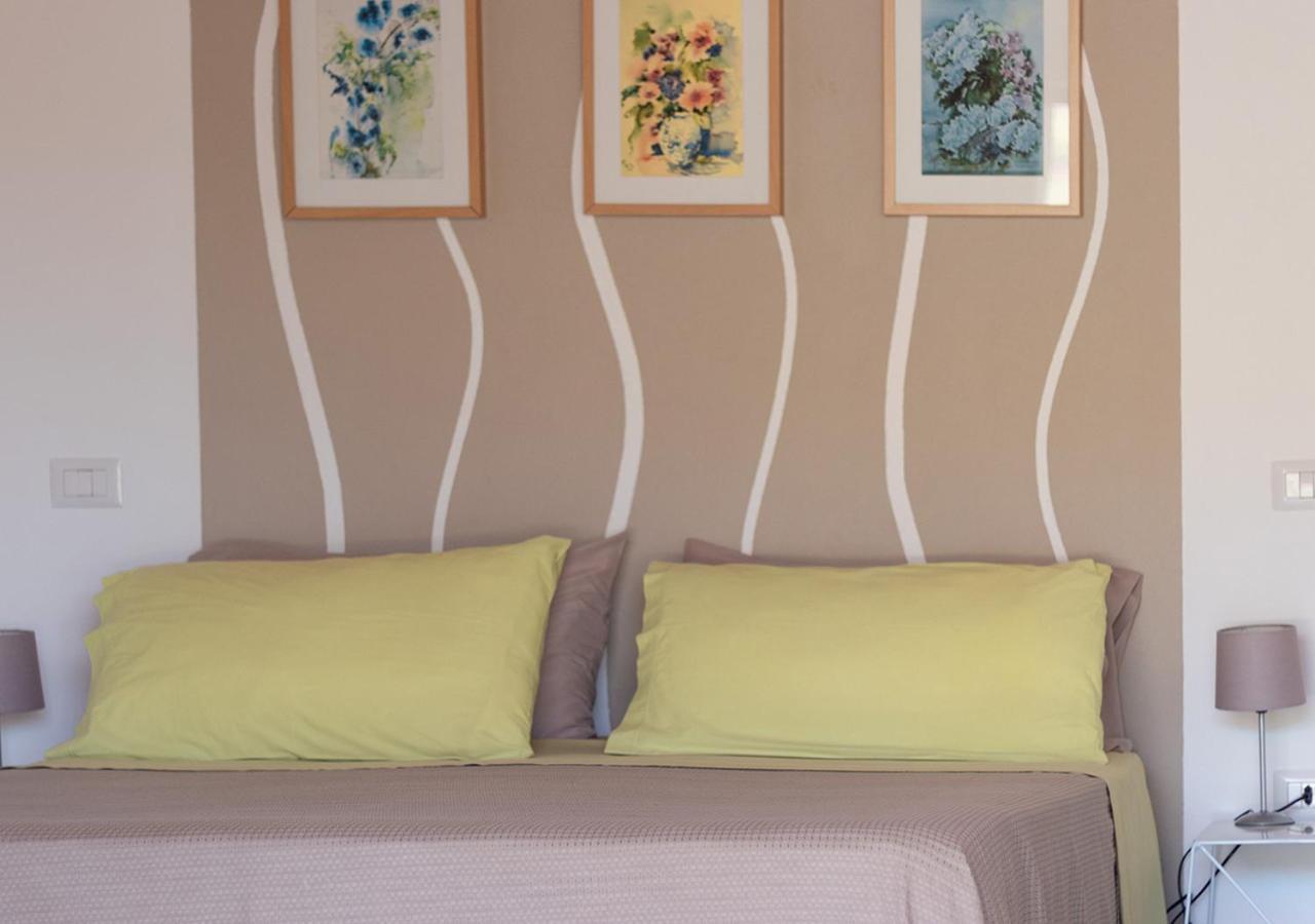 Sa Guardia De Ferricci Bed & Breakfast Solanas  Luaran gambar