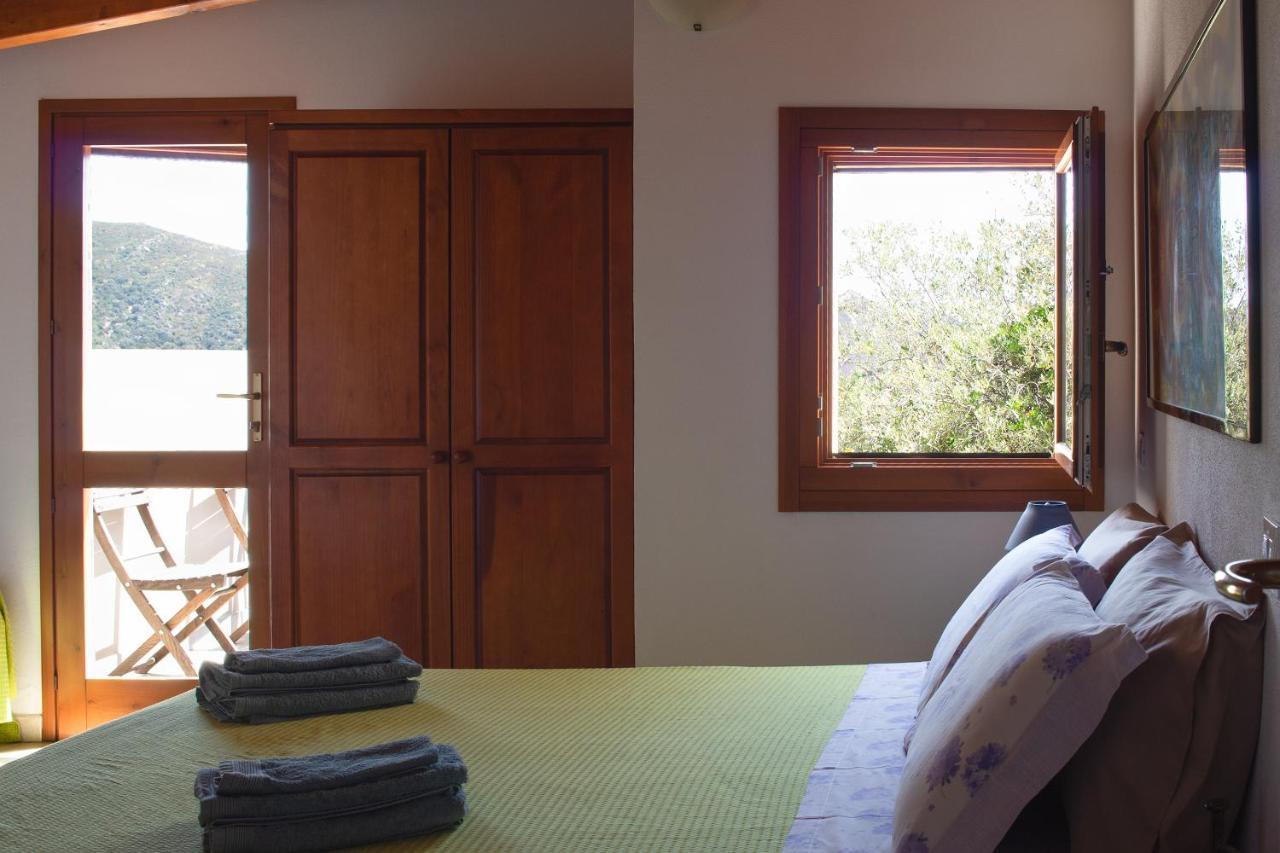 Sa Guardia De Ferricci Bed & Breakfast Solanas  Luaran gambar